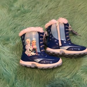 NWT Frozen  winter boots size 10